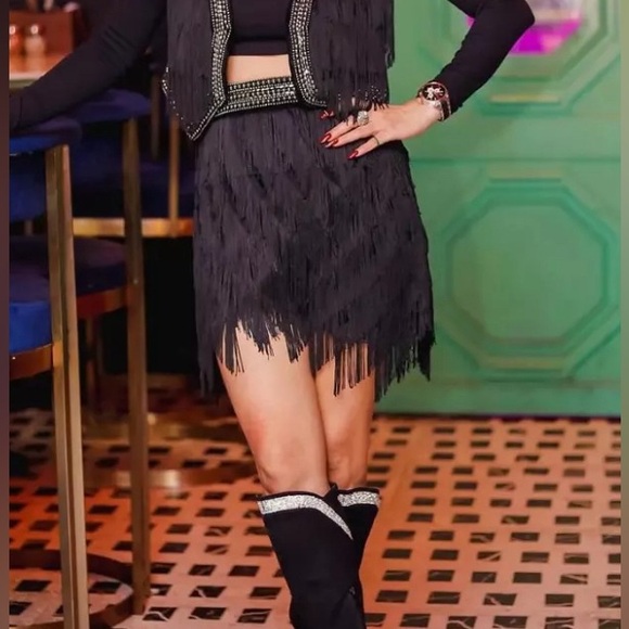 Zara Women’s Velvet Wrap Mini Skirt with Rhinestones & Fringing - Size L - Picture 6 of 12